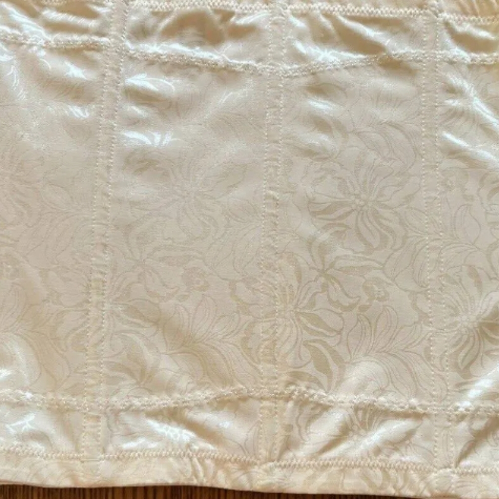 Maidenform Firm-Control Waistnipper